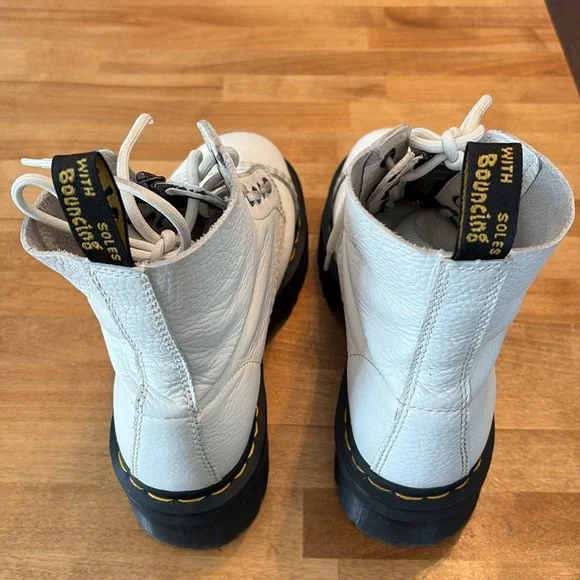 Doc Dr. Martens Women’s White Sinclair Milled Nappa Leather Platform Boots - Picture 4 of 9